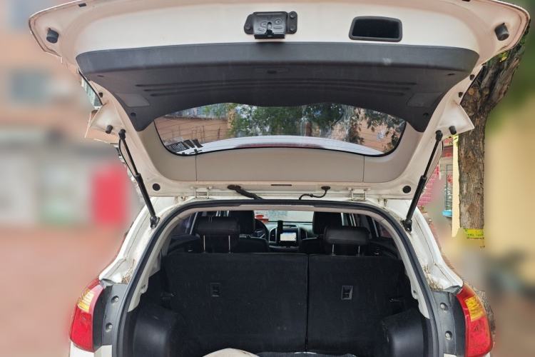 Used JAC Group Refine S3 2014 1.5L Manual Luxury Smart Model Trunk
