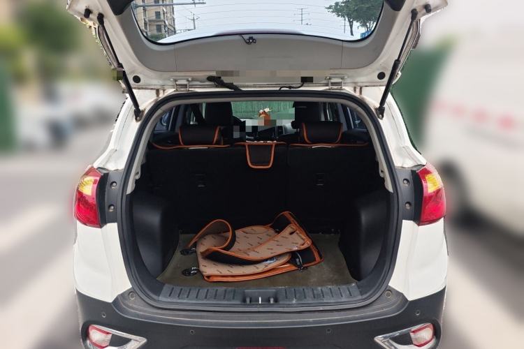 Used JAC Group Refine S3 2014 1.5L Manual Luxury Smart Model Trunk