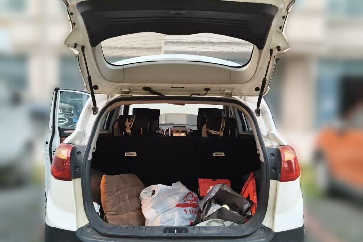 Used JAC Group Refine S3 2014 1.5L Manual Luxury Model Trunk