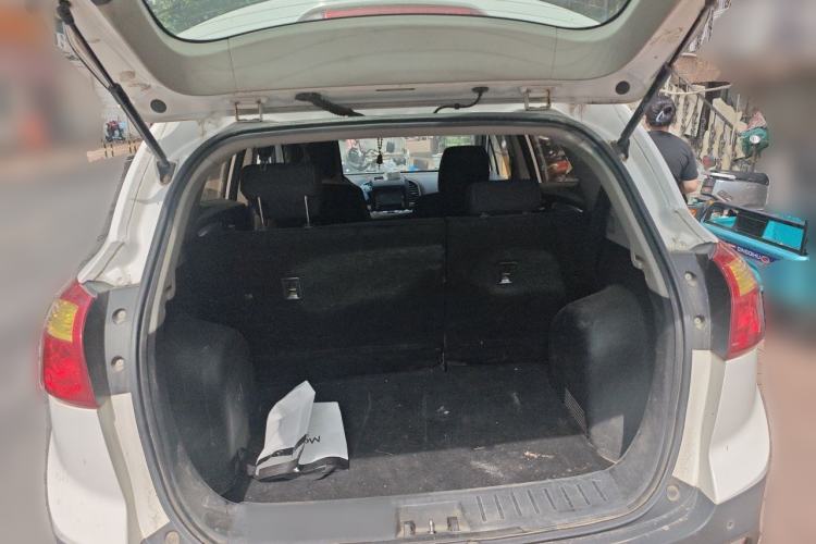 Used JAC Group Refine S3 2014 1.5L Manual Luxury Model Trunk