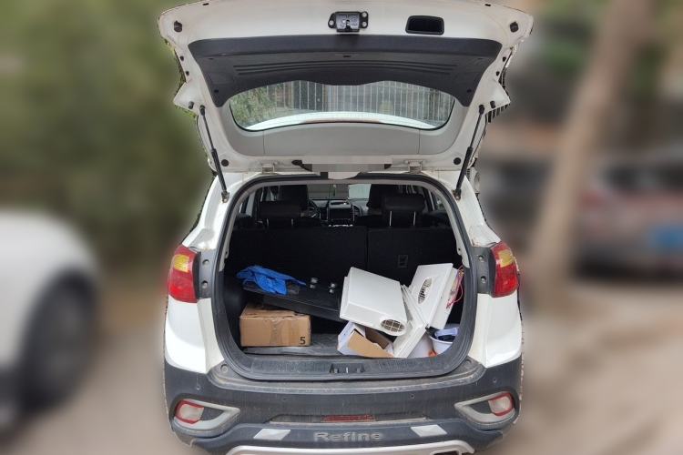 Used JAC Group Refine S3 2014 1.5L Manual Luxury Smart Model Trunk