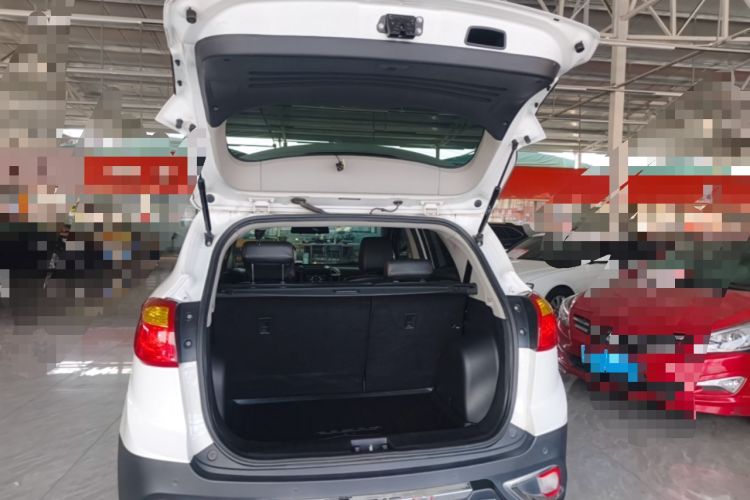 Used JAC Group Refine S3 2014 1.5L CVT Luxury Smart Model Trunk