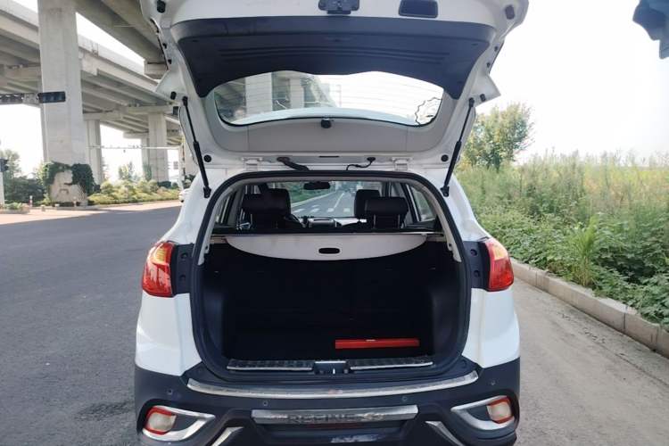 Used JAC Group Refine S3 2014 1.5L Manual Luxury Model Trunk