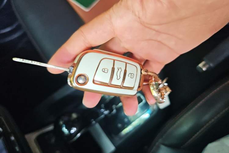 Used JAC Group Refine S3 2014 1.5L CVT Luxury Smart Model Vehicle Key