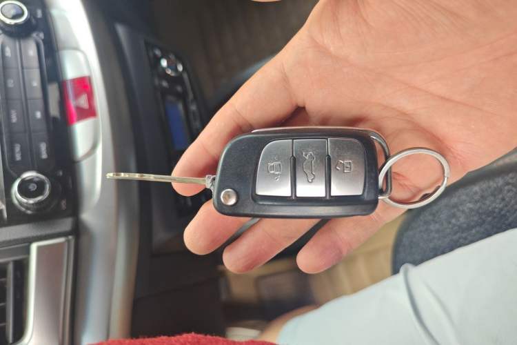 Used JAC Group Refine S3 2014 1.5L CVT Luxury Smart Model Vehicle Key
