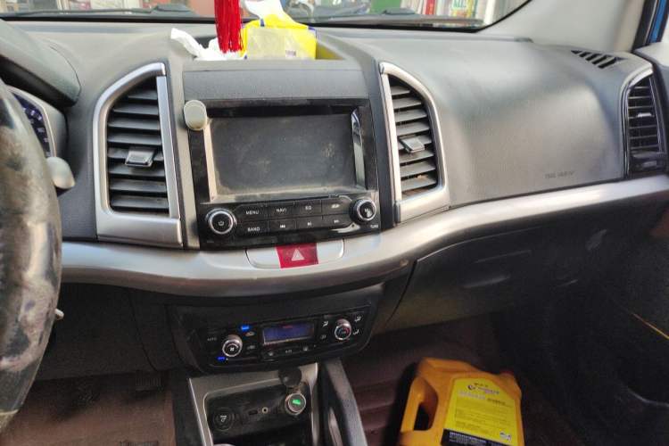 Used JAC Group Refine S3 2015 1.5L Manual Luxury Smart Deluxe Edition Audio And AC Panel