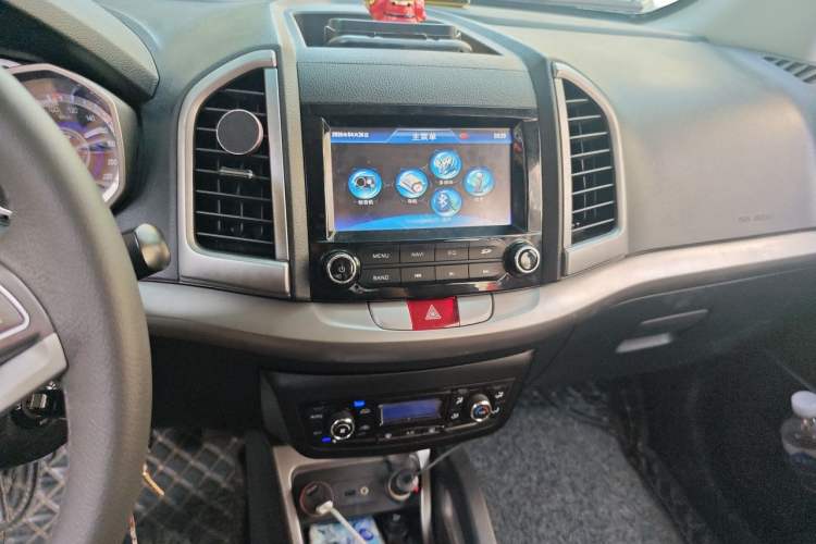 Used JAC Group Refine S3 2015 1.5L Manual Luxury Smart Deluxe Edition Audio And AC Panel