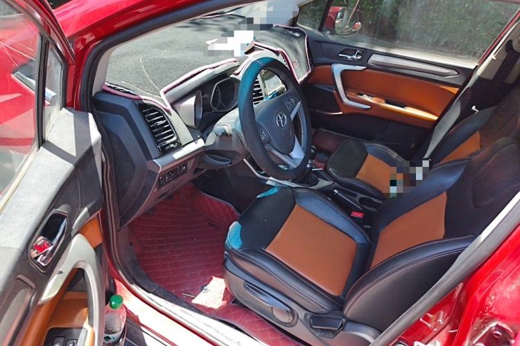 Used JAC Group Refine S3 2015 1.5L Manual Luxury Smart Deluxe Edition Driver Seat
