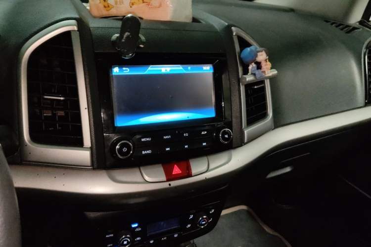 Used JAC Group Refine S3 2015 1.5L Manual Luxury Smart Deluxe Edition Audio And AC Panel