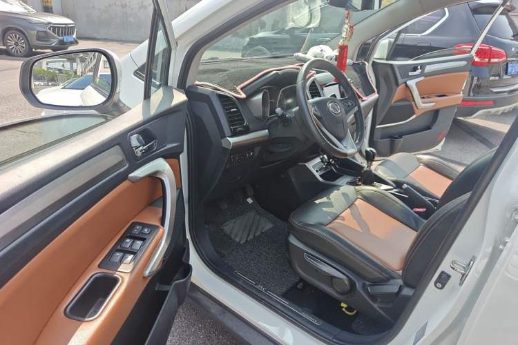 Used JAC Group Refine S3 2015 1.5L Manual Luxury Smart Deluxe Edition Driver Seat