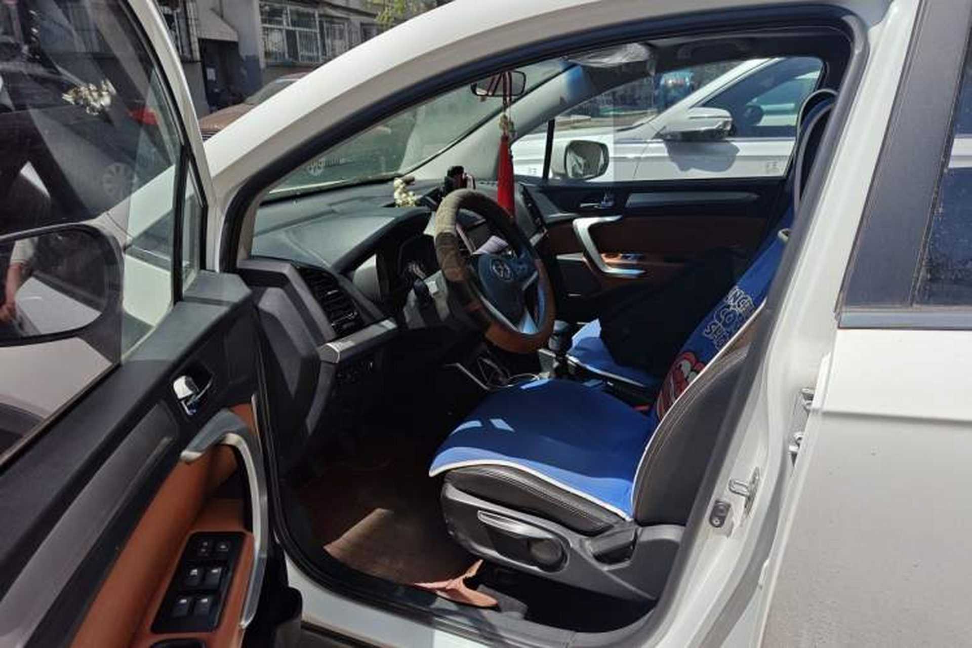 Used JAC Group Refine S3 2015 1.5L Manual Luxury Smart Deluxe Edition Driver Seat