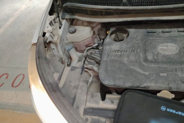 Used JAC Group Refine S3 2015 1.5L Manual Luxury Smart Deluxe Edition Engine Bay Right