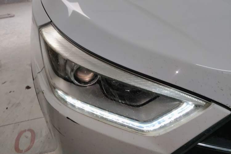 Used JAC Group Refine S3 2015 1.5L Manual Luxury Smart Deluxe Edition Right Front Headlight