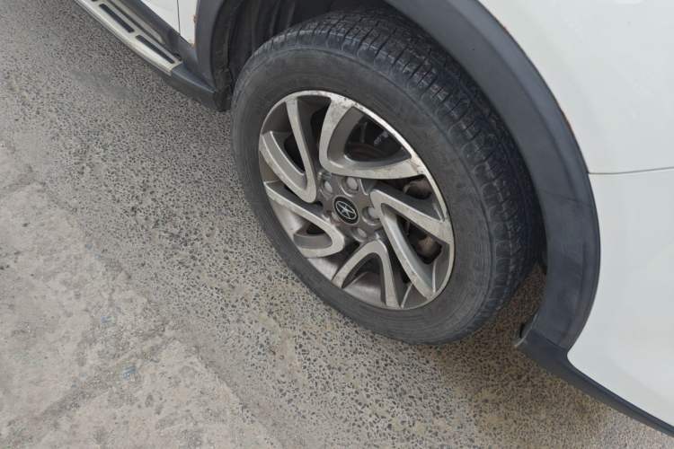 Used JAC Group Refine S3 2015 1.5L Manual Luxury Smart Deluxe Edition Right Front Wheel Hub