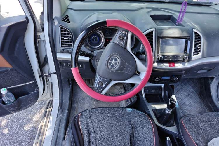 Used JAC Group Refine S3 2015 1.5L Manual Luxury Smart Deluxe Edition Steering Wheel