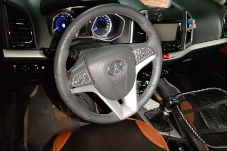 Used JAC Group Refine S3 2015 1.5L Manual Luxury Smart Deluxe Edition Steering Wheel