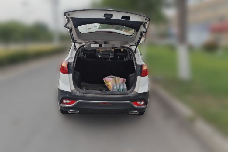 Used JAC Group Refine S3 2015 1.5L Manual Luxury Smart Deluxe Edition Trunk