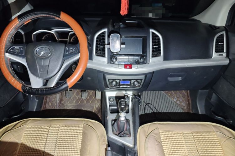 Used JAC Group Refine S3 2016 1.5L Manual Luxury Smart Version Center Console