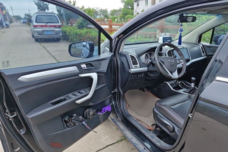 Used JAC Group Refine S3 2016 1.5L Manual Luxury Smart Version Driver Seat