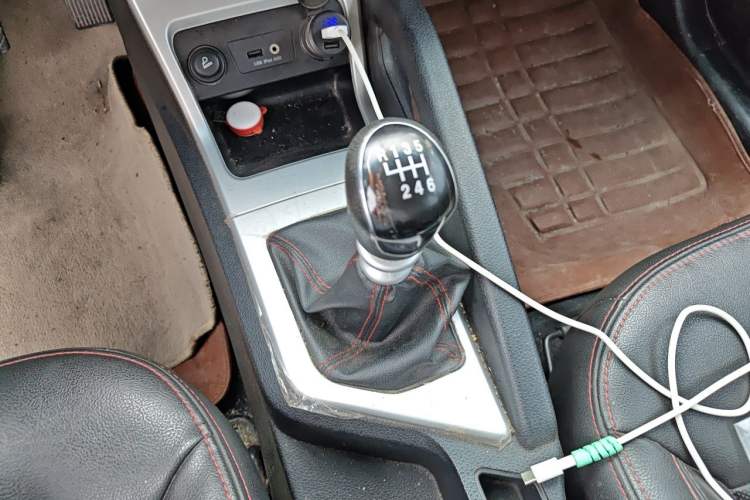 Used JAC Group Refine S3 2016 1.5L Manual Luxury Smart Version Gear Lever