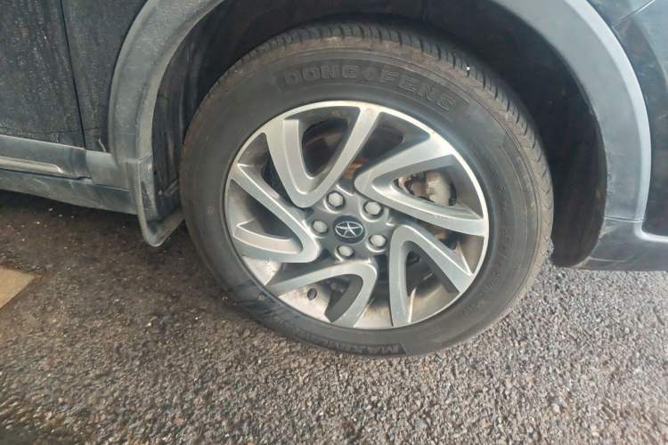 Used JAC Group Refine S3 2016 1.5L Manual Luxury Smart Version Right Front Wheel Hub