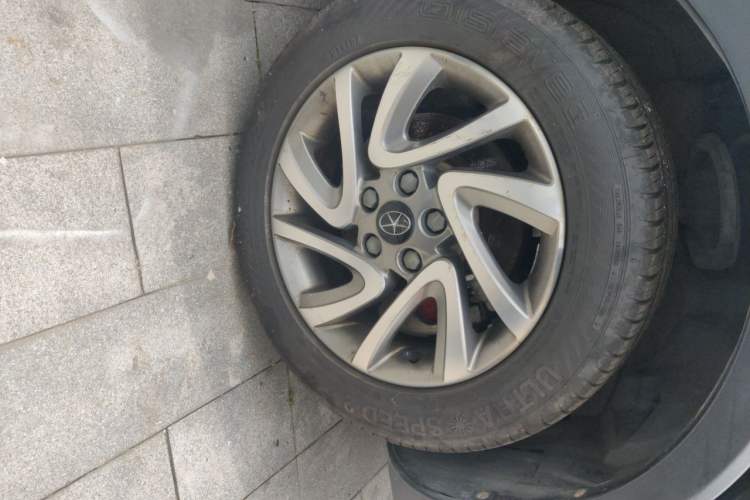 Used JAC Group Refine S3 2016 1.5L CVT Luxury Smart Premium Edition Right Front Wheel Hub