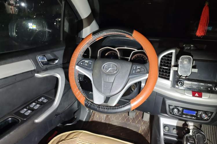 Used JAC Group Refine S3 2016 1.5L Manual Luxury Smart Version Steering Wheel