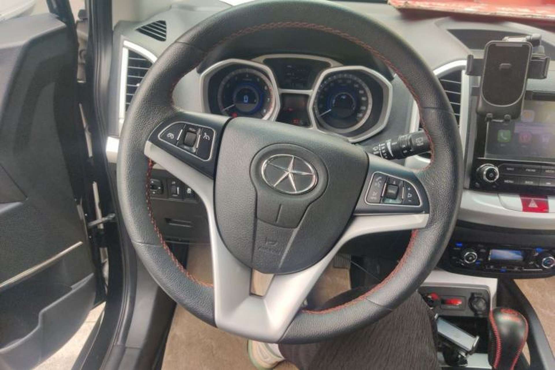 Used JAC Group Refine S3 2016 1.5L CVT Luxury Smart Premium Edition Steering Wheel