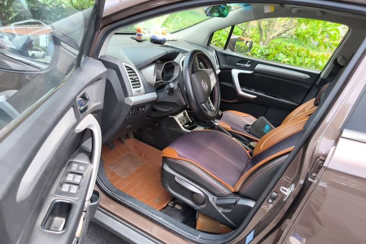 Used JAC Group Refine S3 2016 1.5L Manual Luxury Smart Premium Edition Driver Seat