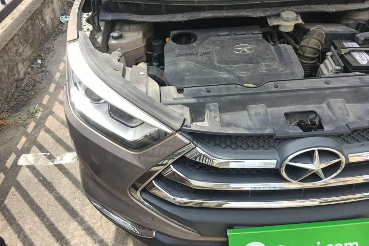 Used JAC Group Refine S3 2016 1.5L Manual Luxury Smart Version Engine Bay Right
