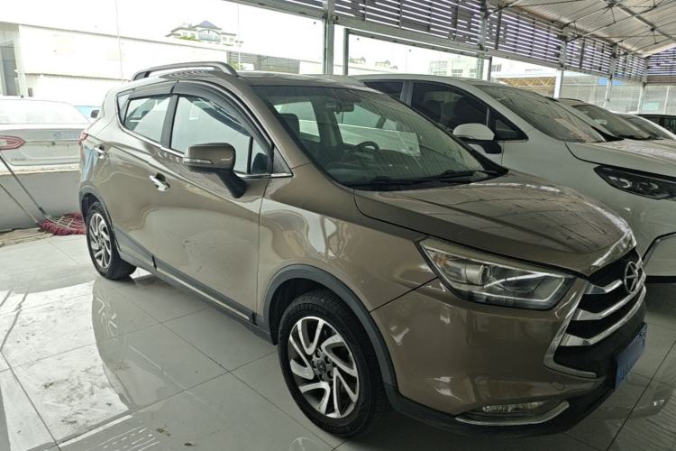 Used JAC Group Refine S3 2016 1.5L Manual Luxury Smart Version Front Right 45 Deg