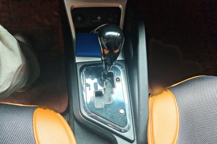 Used JAC Group Refine S3 2016 1.5L CVT Luxury Smart Version Gear Lever