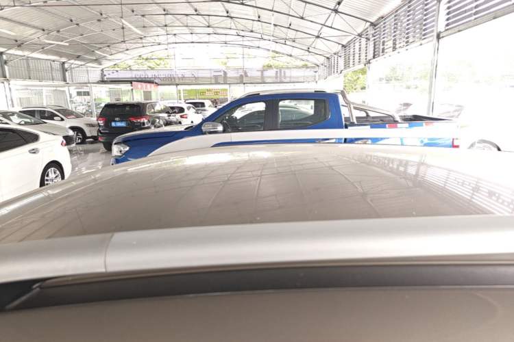 Used JAC Group Refine S3 2016 1.5L Manual Luxury Smart Version Roof
