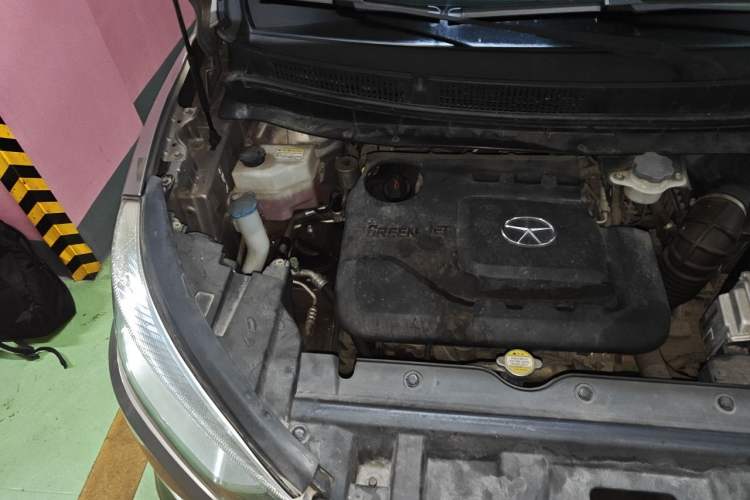 Used JAC Group Refine S3 2016 1.5L Manual Luxury Smart Version Engine Bay Right