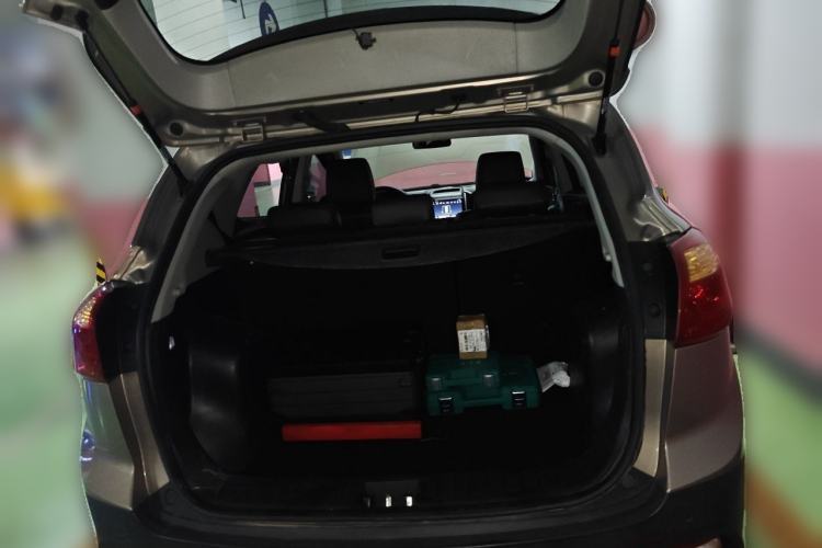 Used JAC Group Refine S3 2016 1.5L Manual Luxury Smart Version Trunk