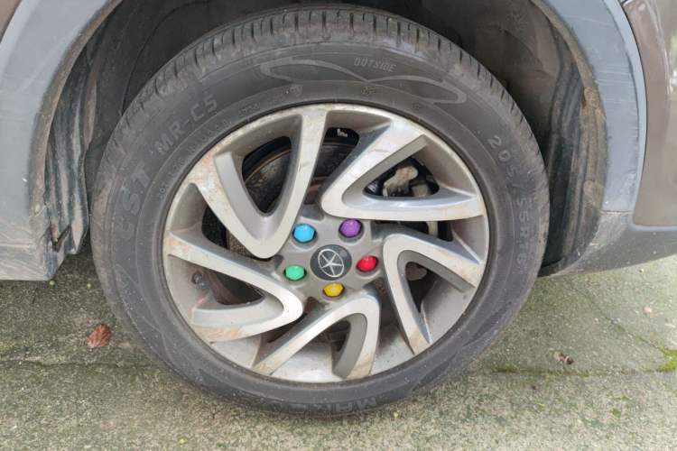 Used JAC Group Refine S3 2016 1.5L Manual Luxury Smart Premium Edition Right Front Wheel Hub