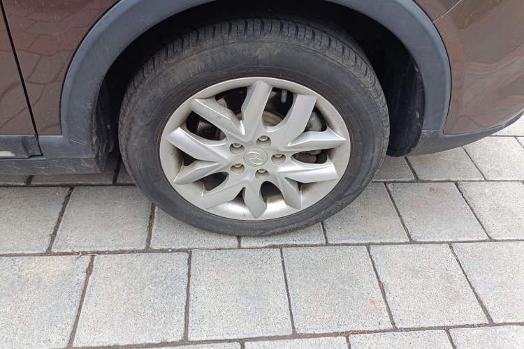 Used JAC Group Refine S3 2016 1.5L CVT Luxury Smart Version Right Front Wheel Hub