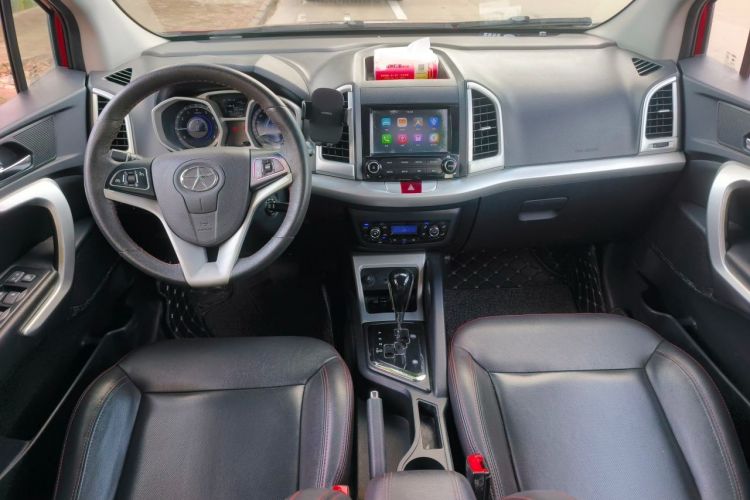 Used JAC Group Refine S3 2016 1.5L CVT Luxury Smart Version Center Console
