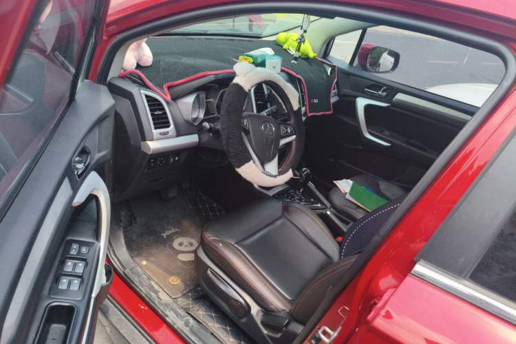 Used JAC Group Refine S3 2016 1.5L CVT Luxury Smart Version Driver Seat
