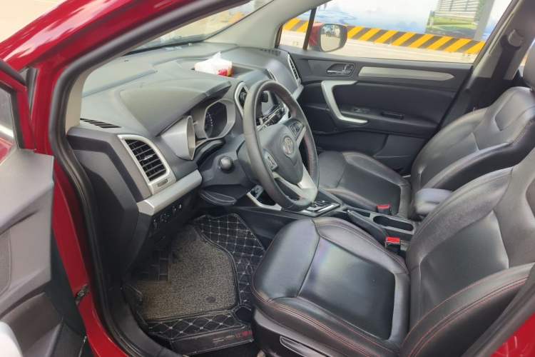 Used JAC Group Refine S3 2016 1.5L CVT Luxury Smart Version Driver Seat