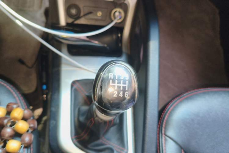 Used JAC Group Refine S3 2016 1.5L Manual Luxury Smart Version Gear Lever