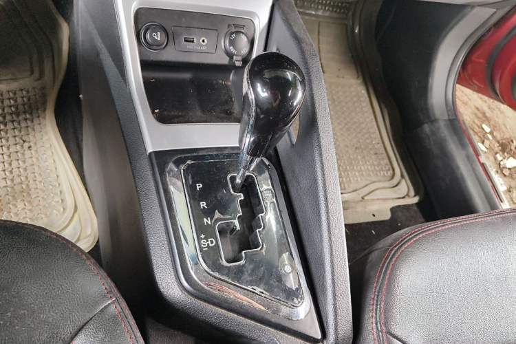 Used JAC Group Refine S3 2016 1.5L CVT Luxury Model Gear Lever
