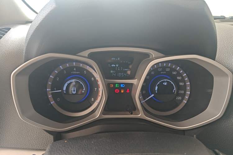 Used JAC Group Refine S3 2016 1.5L Manual Luxury Smart Version Instrument Cluster