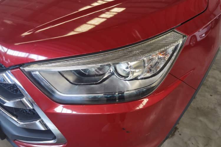 Used JAC Group Refine S3 2016 1.5L Manual Luxury Smart Version Left Front Headlight