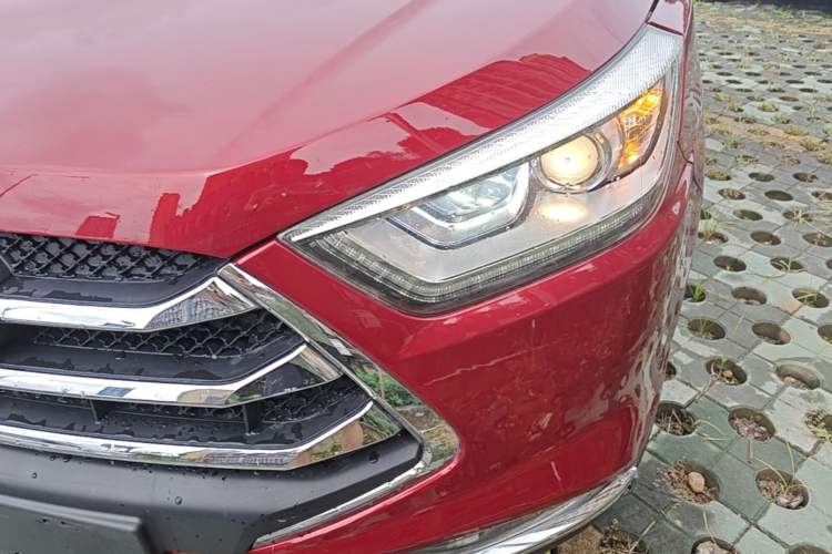 Used JAC Group Refine S3 2016 1.5L Manual Luxury Model Left Front Headlight
