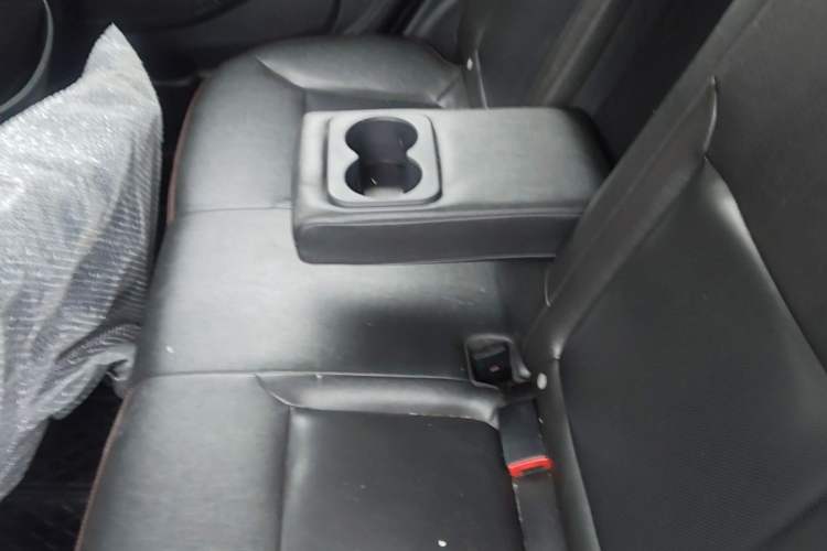 Used JAC Group Refine S3 2016 1.5L CVT Luxury Smart Version Left Rear Seat