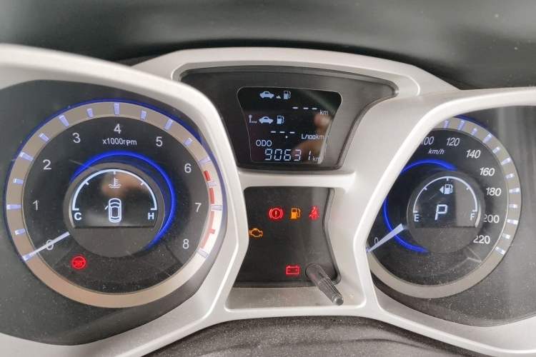 Used JAC Group Refine S3 2016 1.5L CVT Luxury Model Odometer Close Up