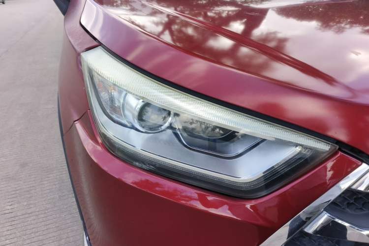 Used JAC Group Refine S3 2016 1.5L CVT Luxury Smart Version Right Front Headlight