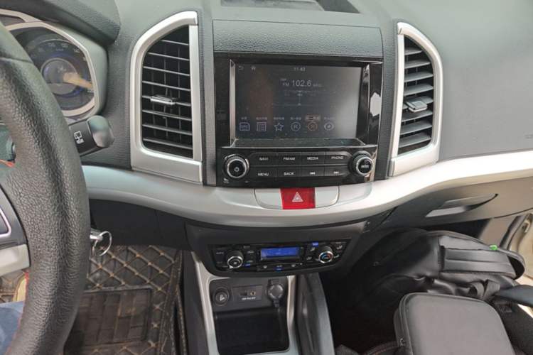 Used JAC Group Refine S3 2016 1.5L Manual Luxury Smart Version Audio And AC Panel