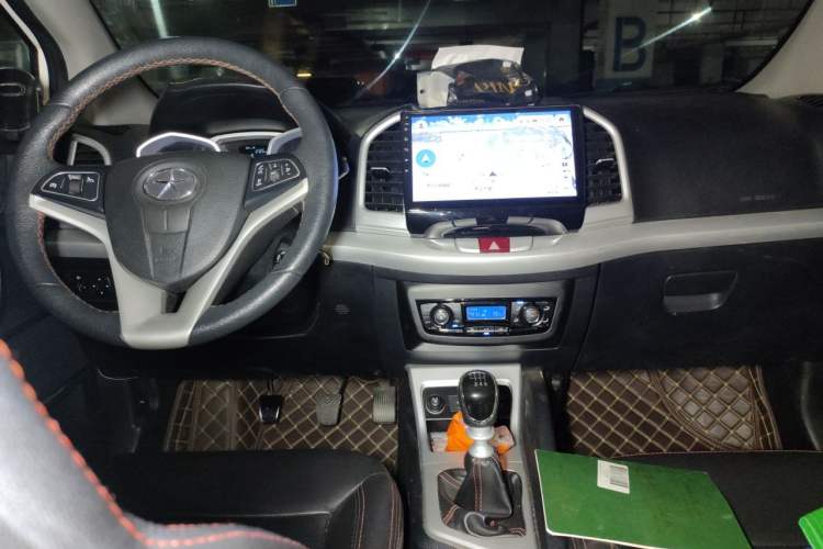 Used JAC Group Refine S3 2016 1.5L Manual Luxury Smart Premium Edition Audio And AC Panel